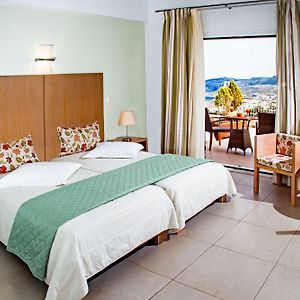 Triple Room Sea View